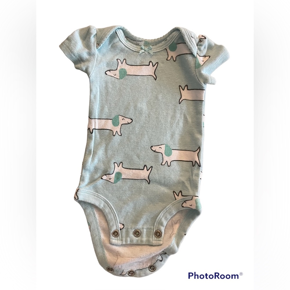 10/$10 🧸 Newborn onesie